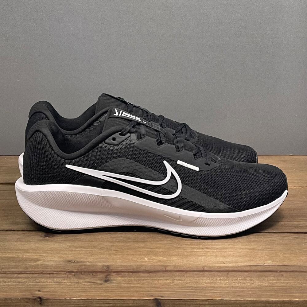 Nike Downshifter 13 Sneaker Men Size 9.5 / Women Size 11 Black White FD6476-001